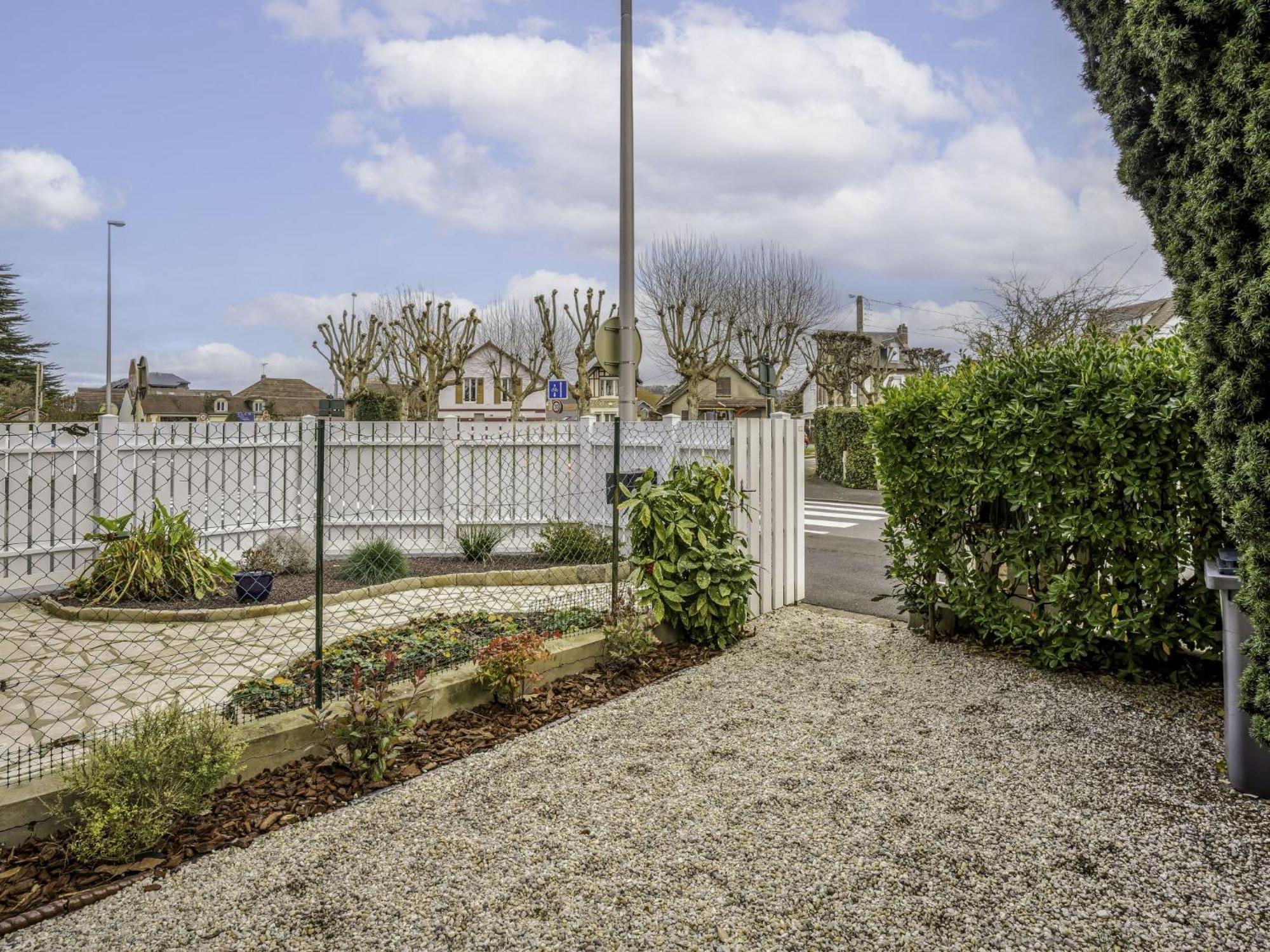 Holiday Home Les Etourneaux By Interhome Cabourg Eksteriør billede