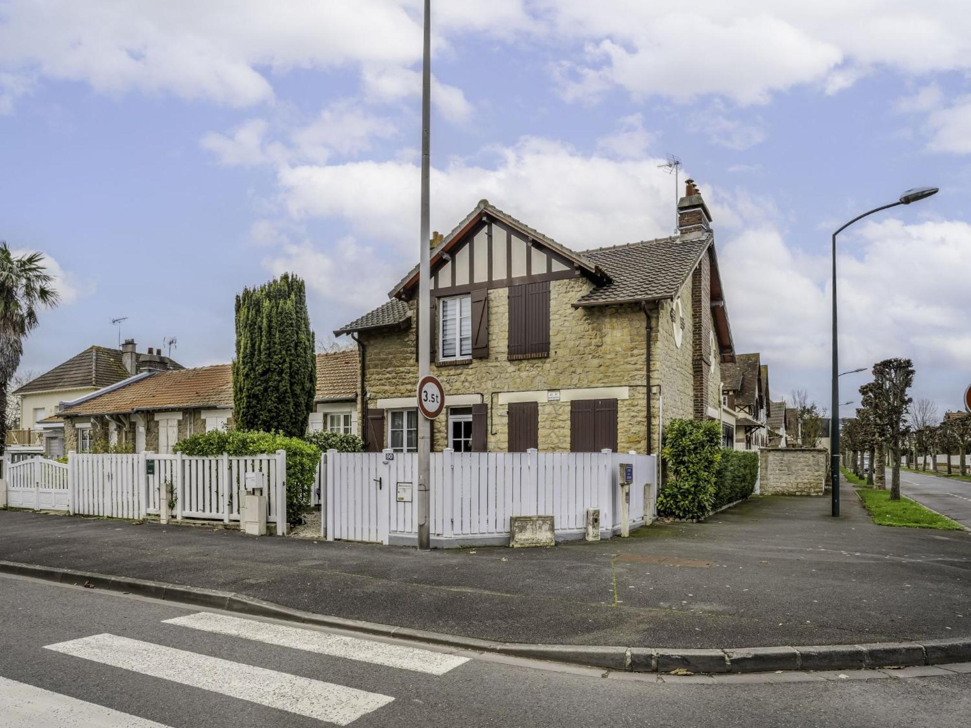 Holiday Home Les Etourneaux By Interhome Cabourg Eksteriør billede